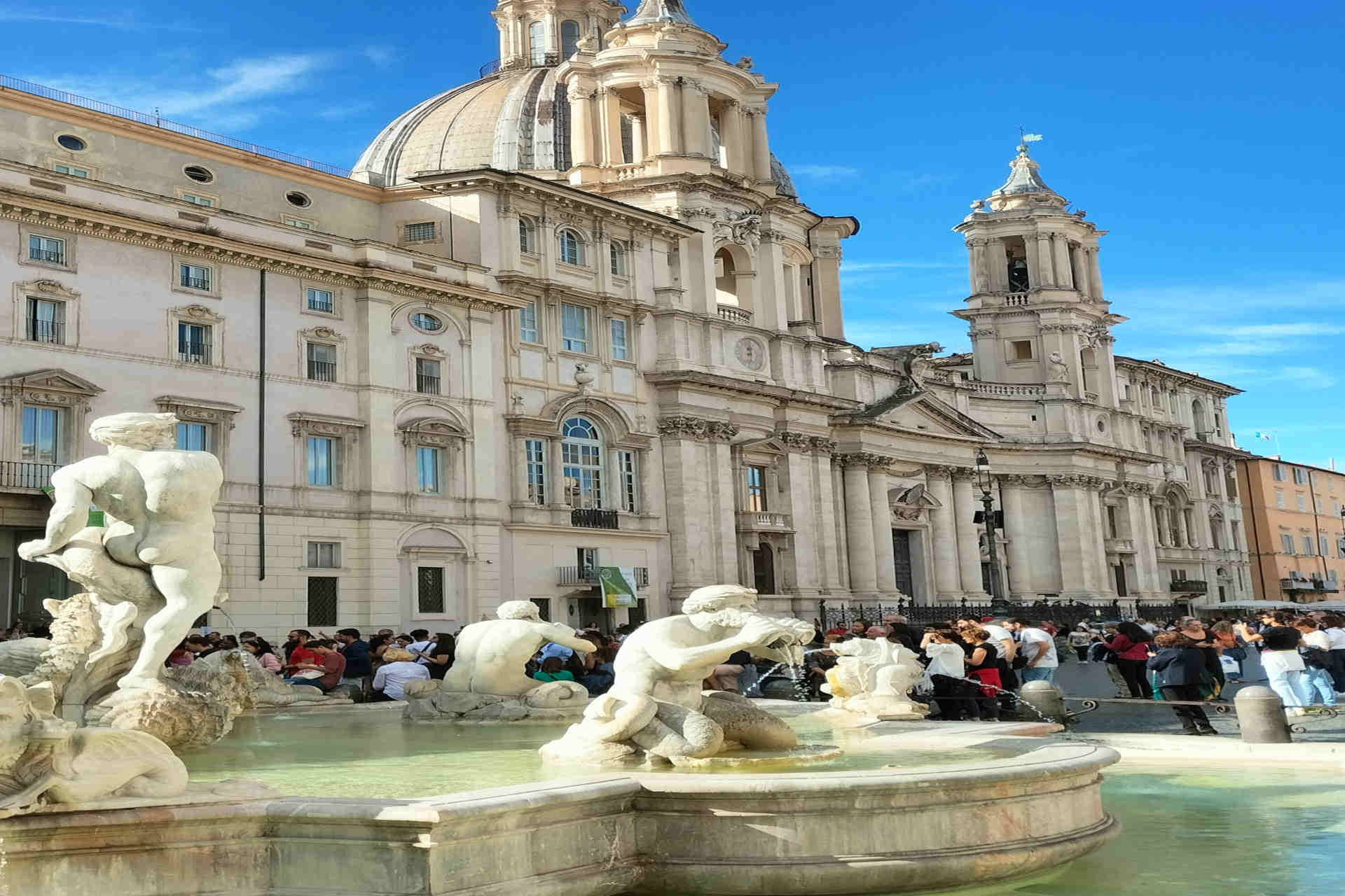 I monumenti di Piazza Navona: la fontana del moro