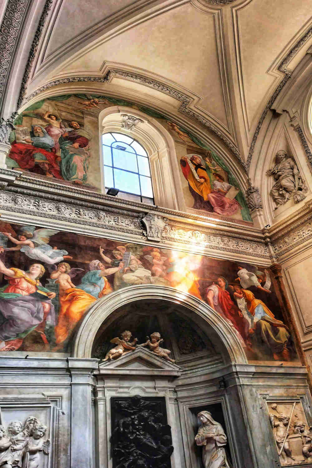 Chiesa Santa Maria della Pace: Affresco di Raffaello Sanzio